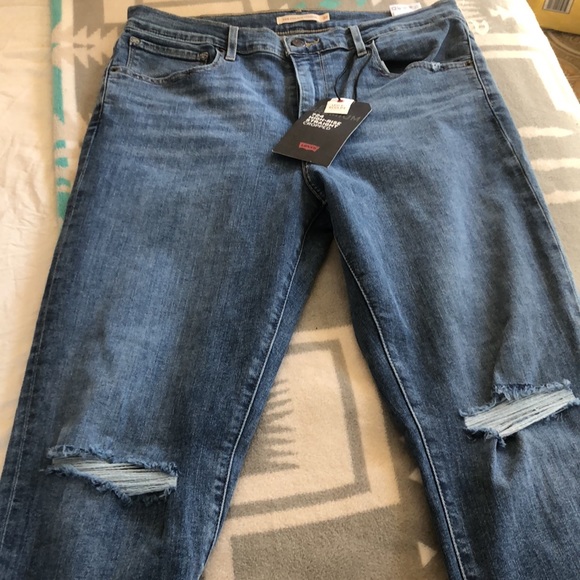 Levi’s 724 high rise straight jeans - Picture 2 of 5
